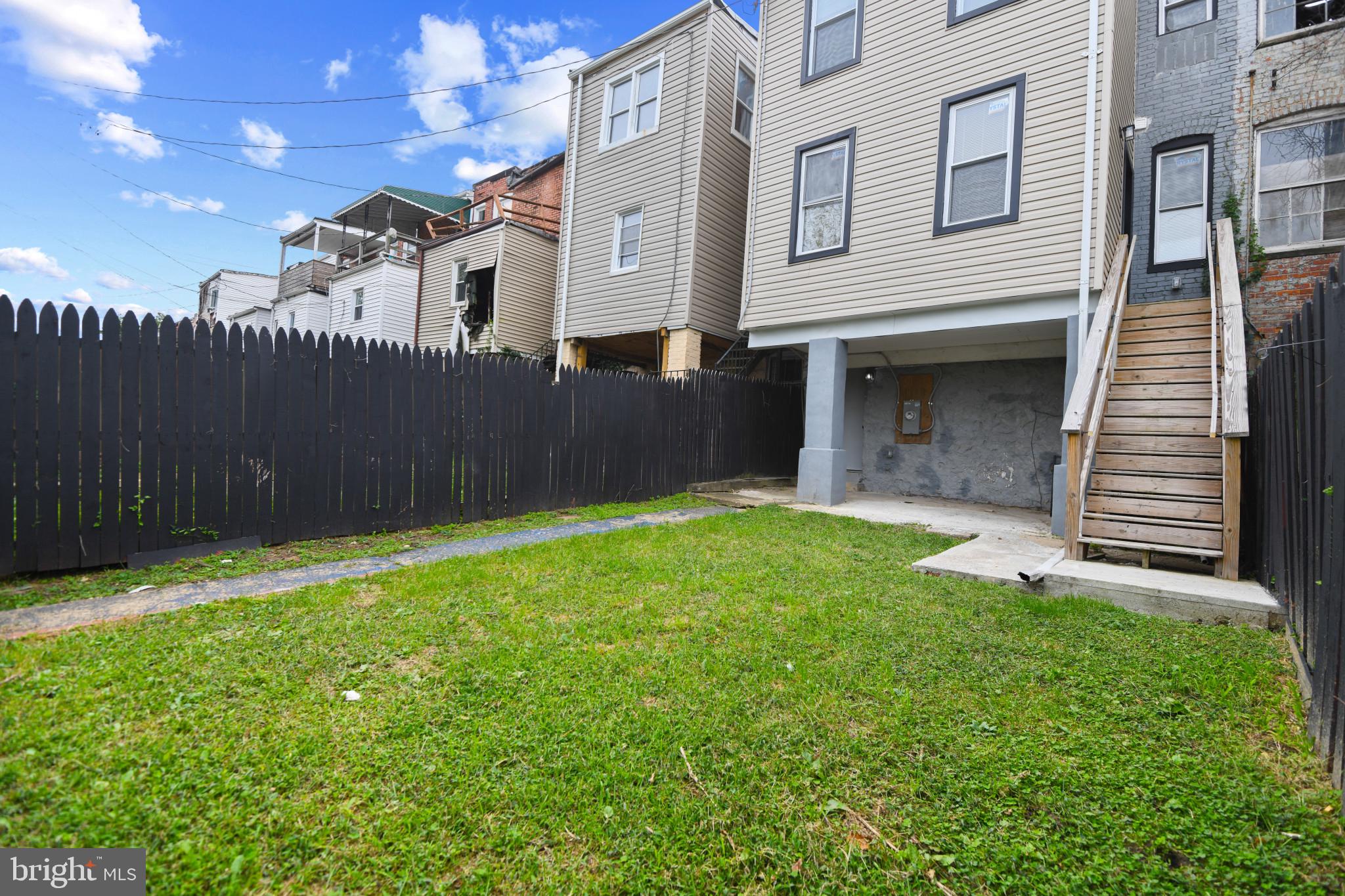 PARK HEIGHTS - Residential Lease