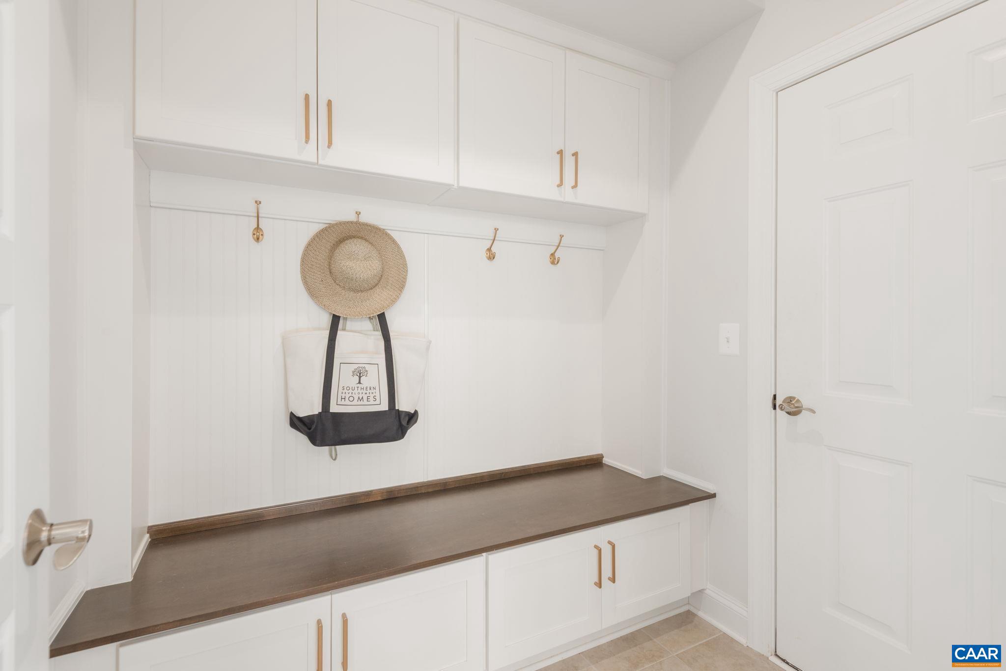 MEADOW BROOK - Residential