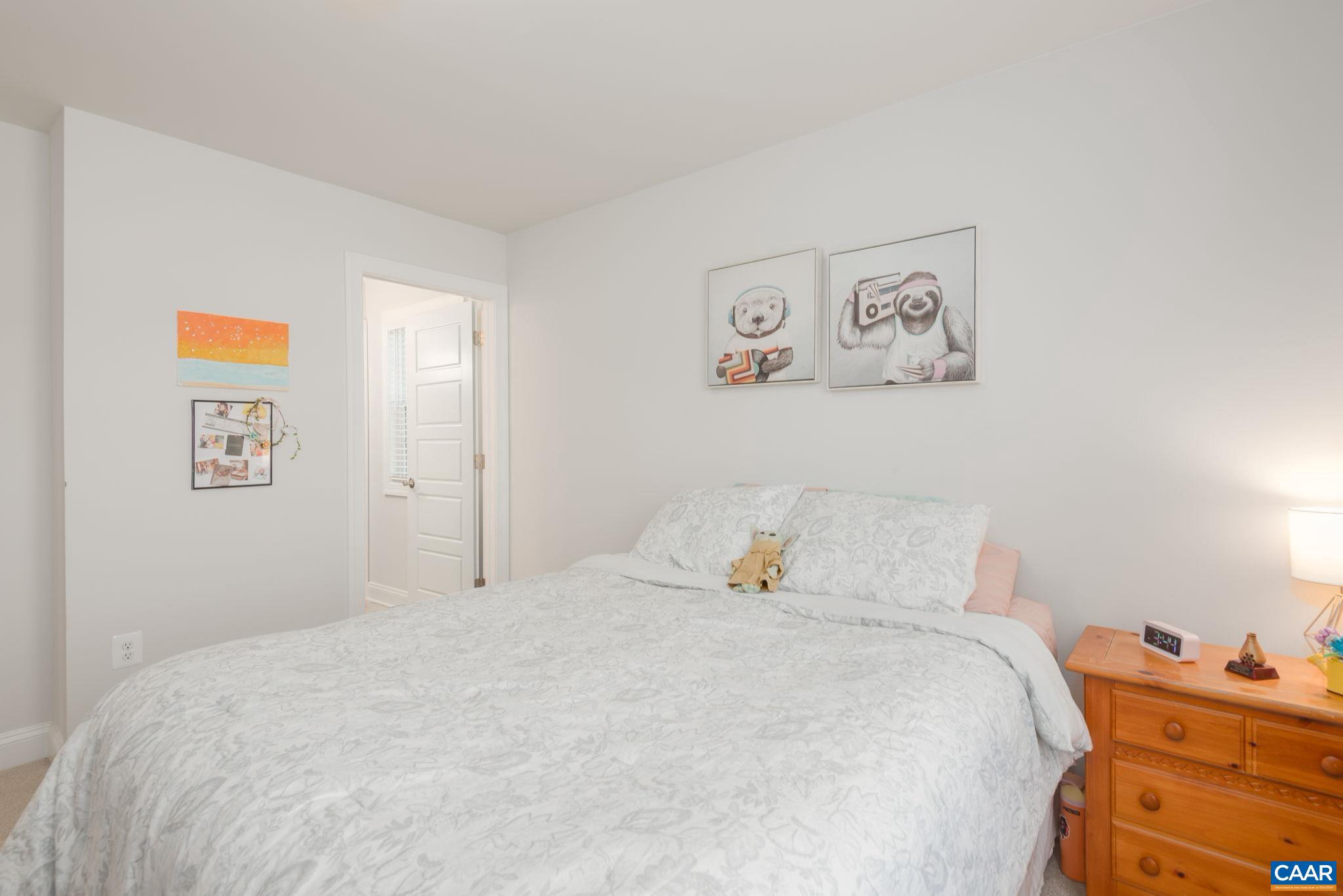 MEADOW BROOK - Residential