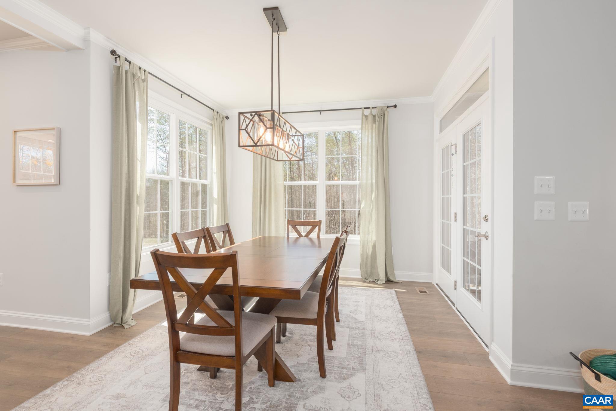 MEADOW BROOK - Residential