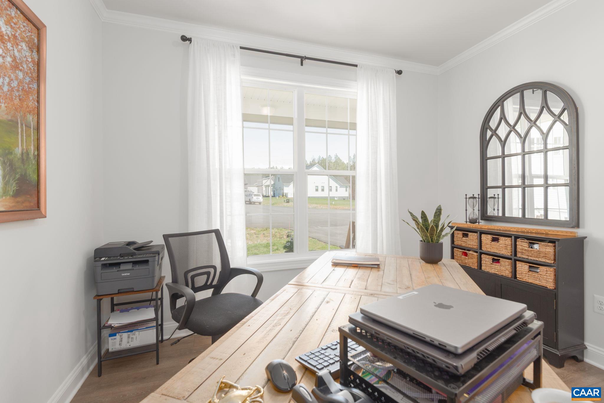 MEADOW BROOK - Residential