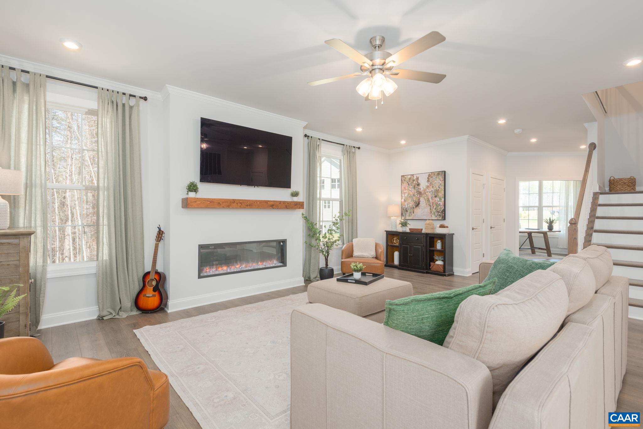 MEADOW BROOK - Residential