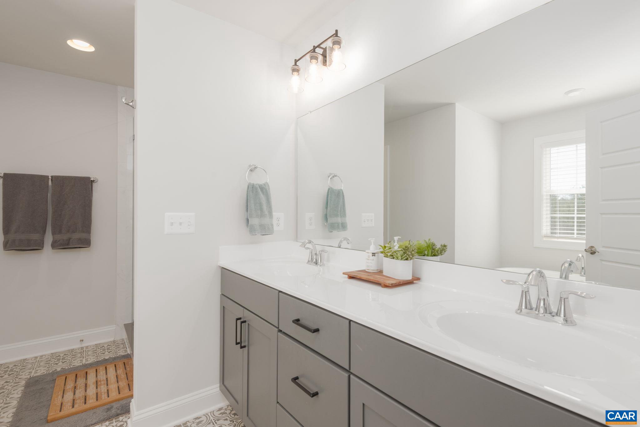 MEADOW BROOK - Residential