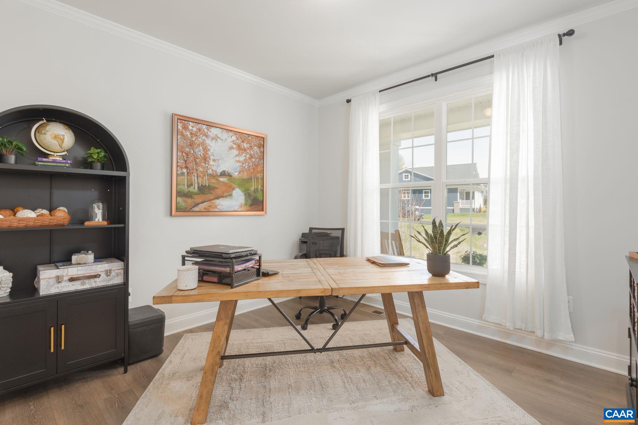 MEADOW BROOK - Residential