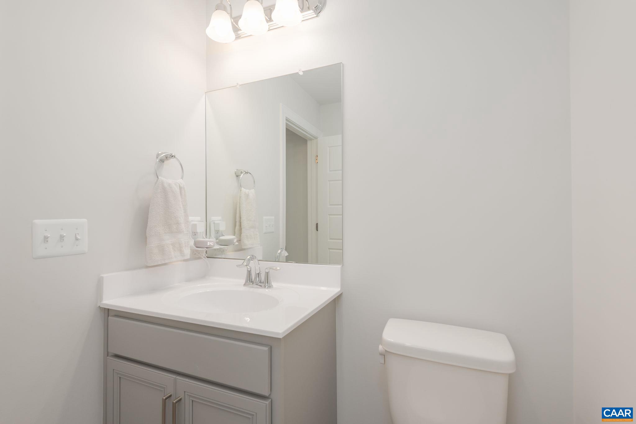 MEADOW BROOK - Residential