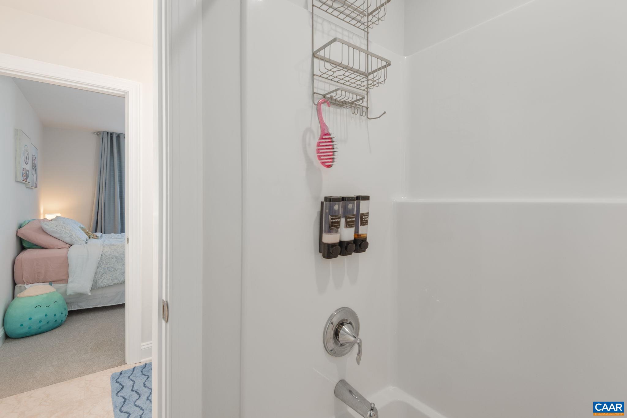 MEADOW BROOK - Residential