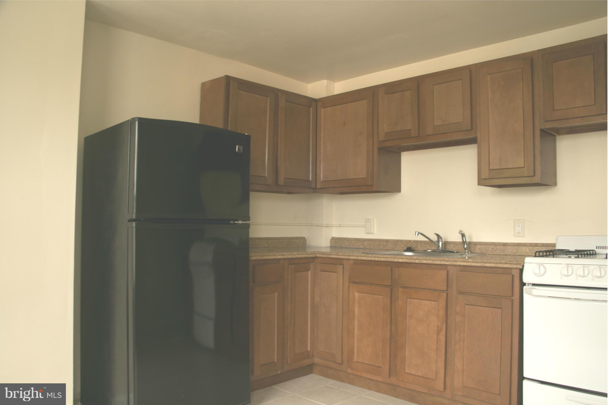 BELAIR-EDISON - Residential Lease
