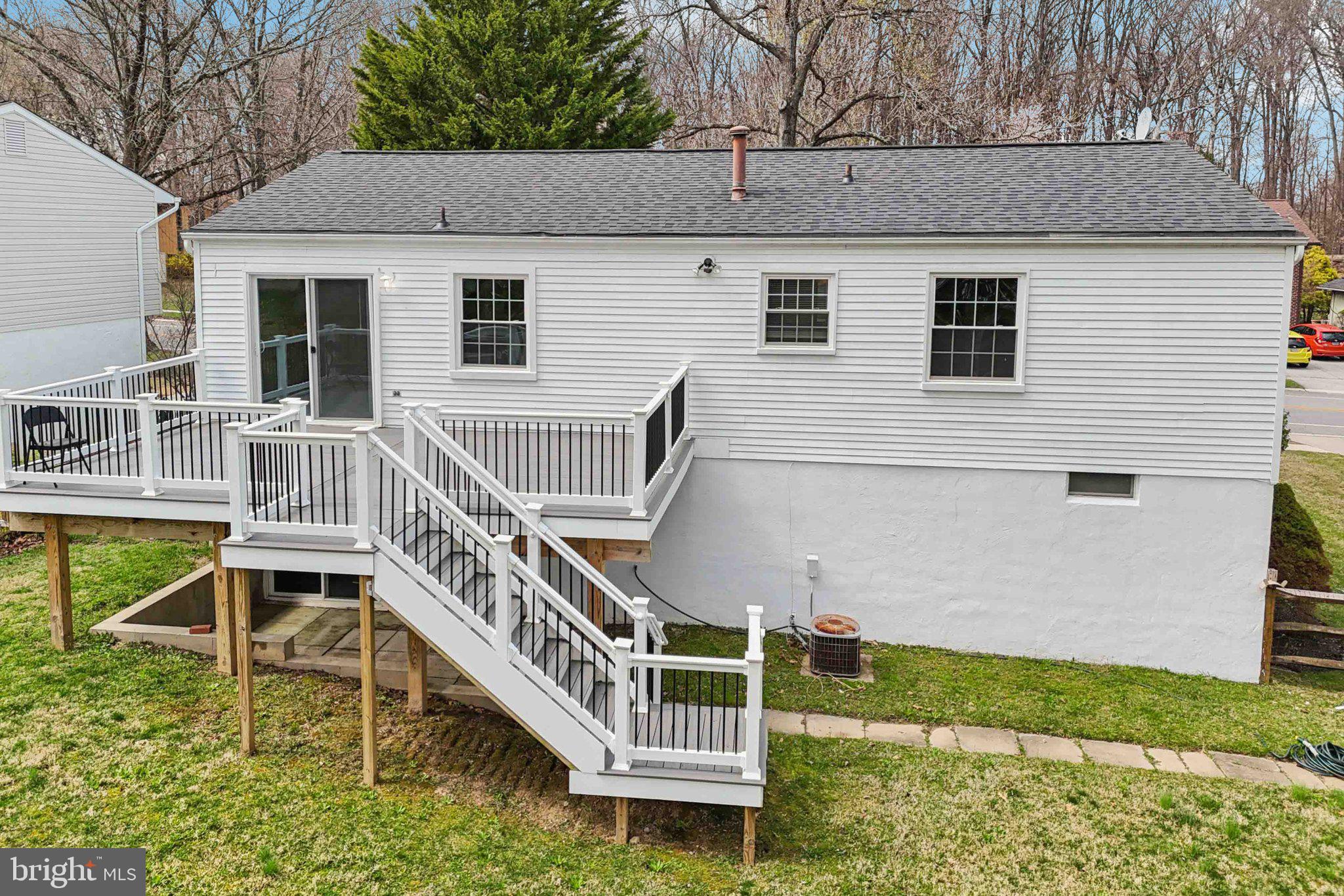THUNDER HILL - Residential