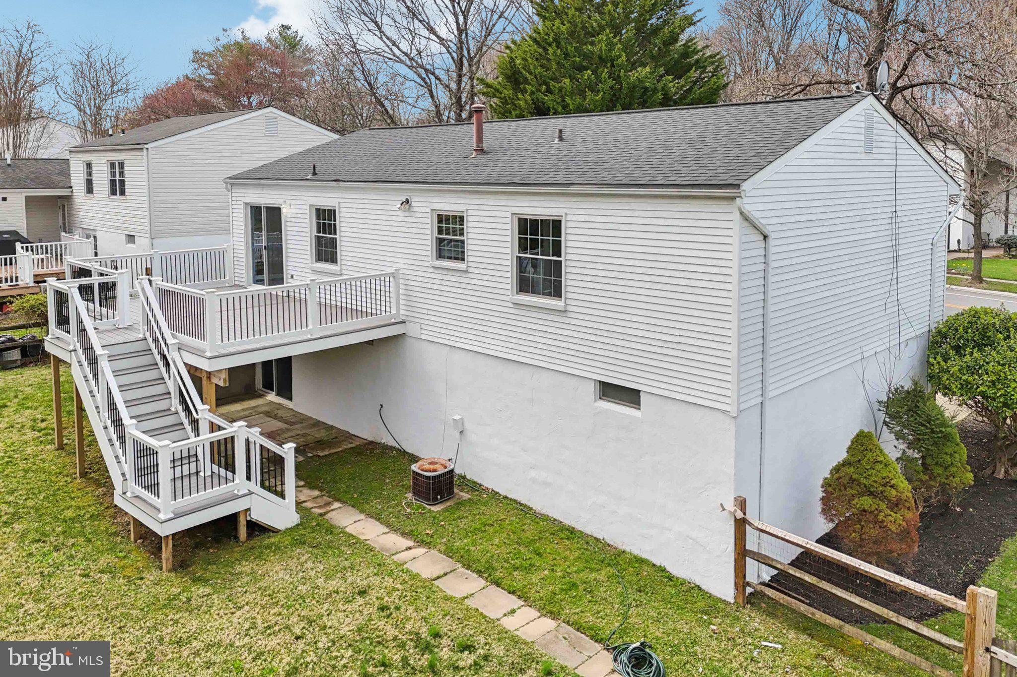 THUNDER HILL - Residential