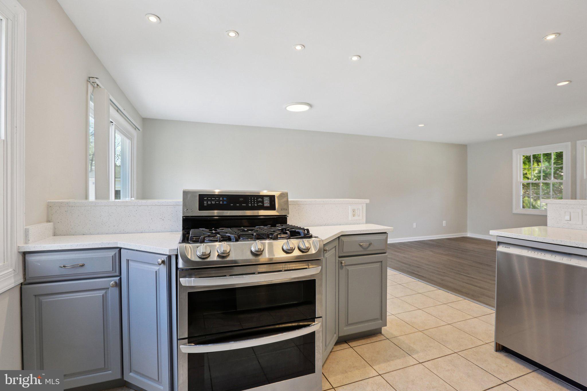 THUNDER HILL - Residential