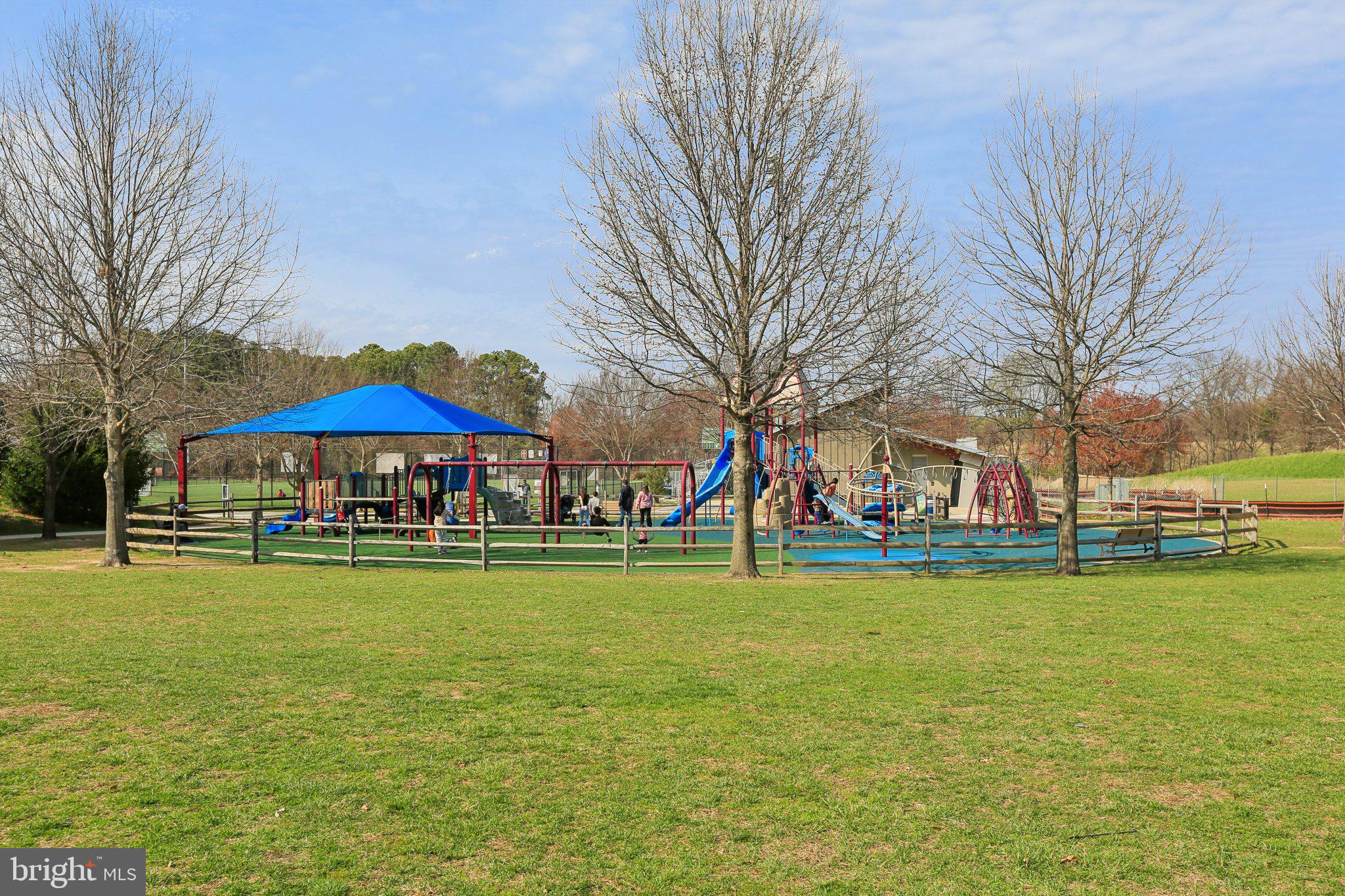 THUNDER HILL - Residential