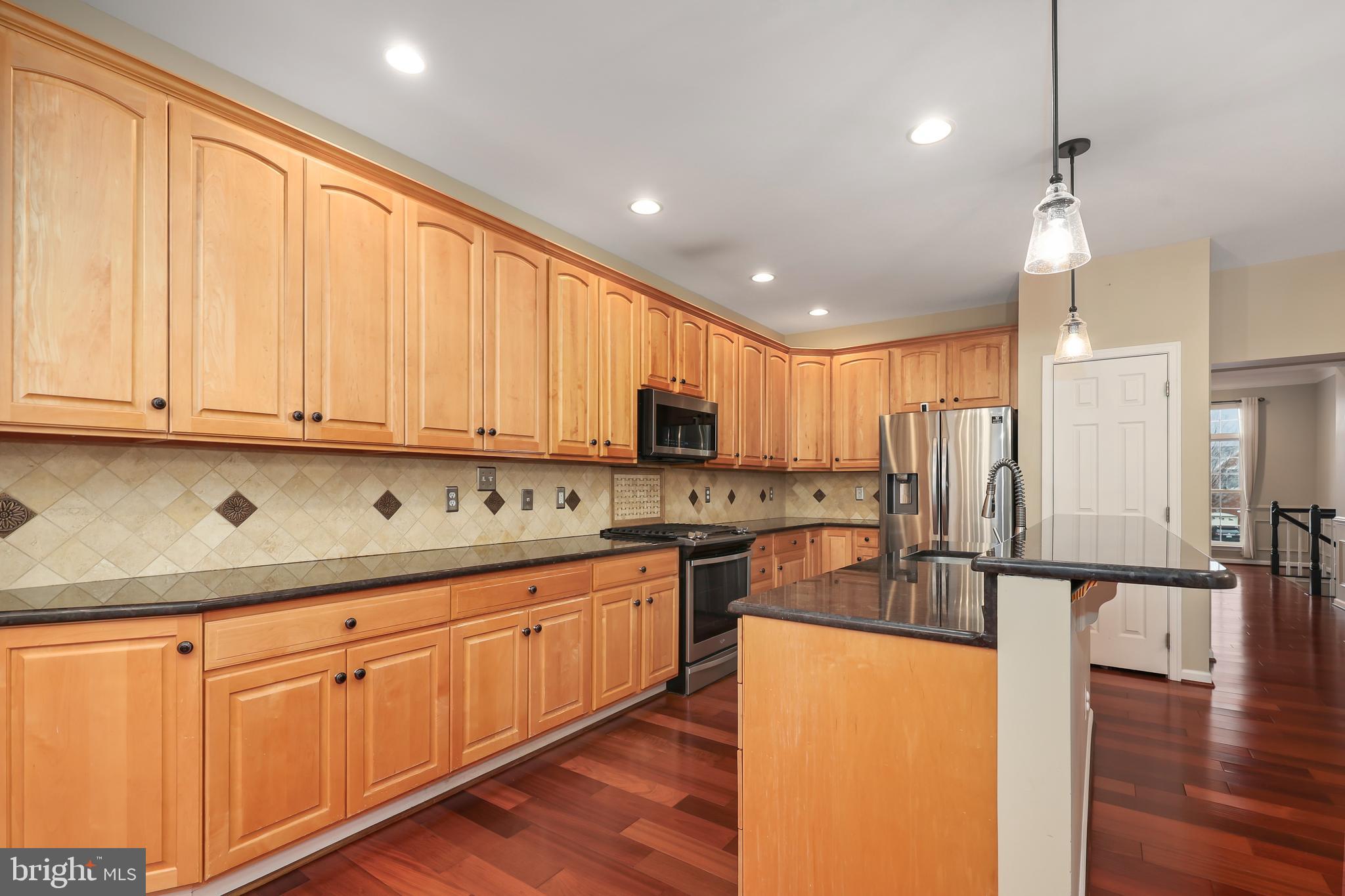 SOUTH RIDING - Residential