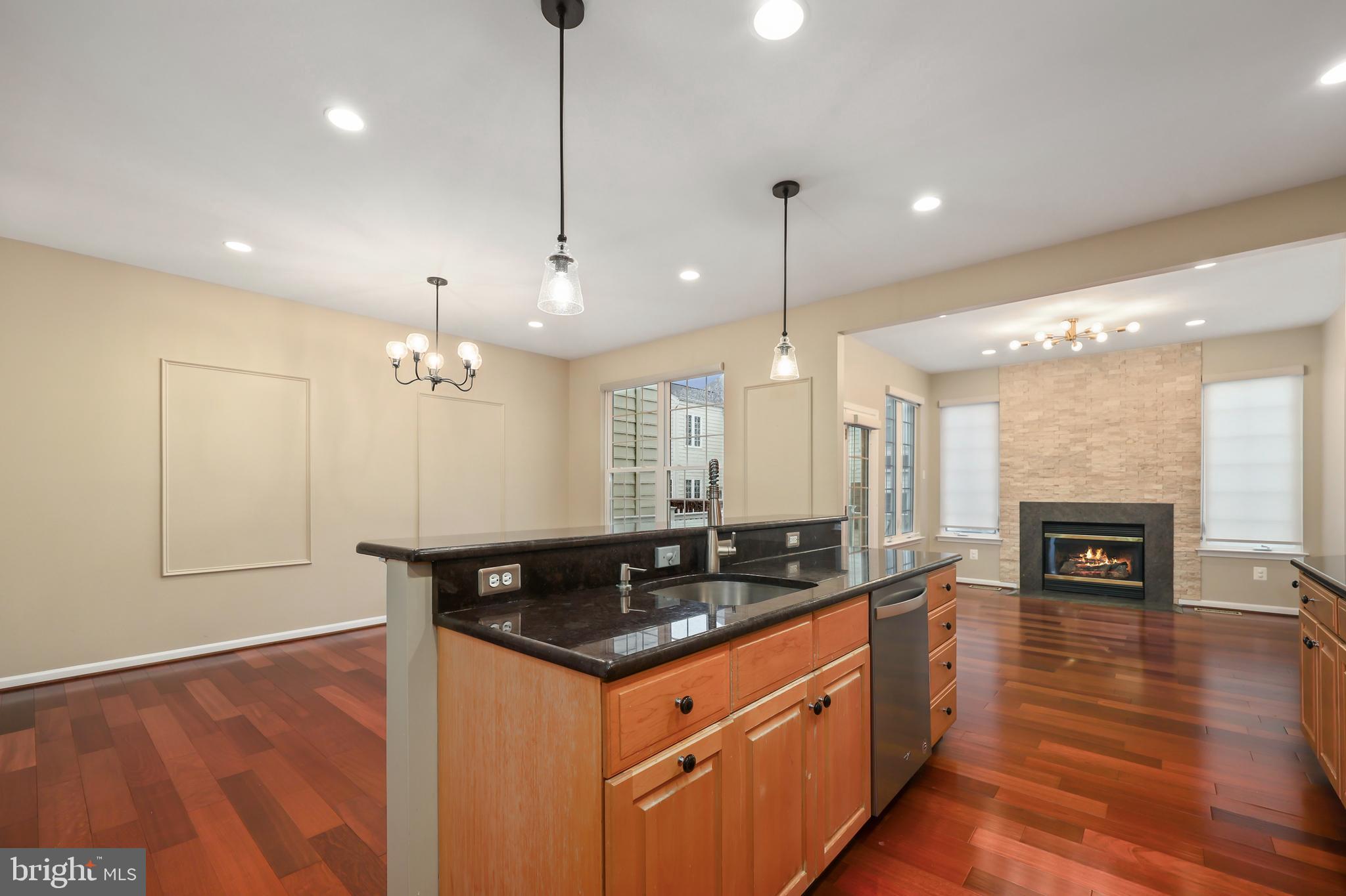 SOUTH RIDING - Residential