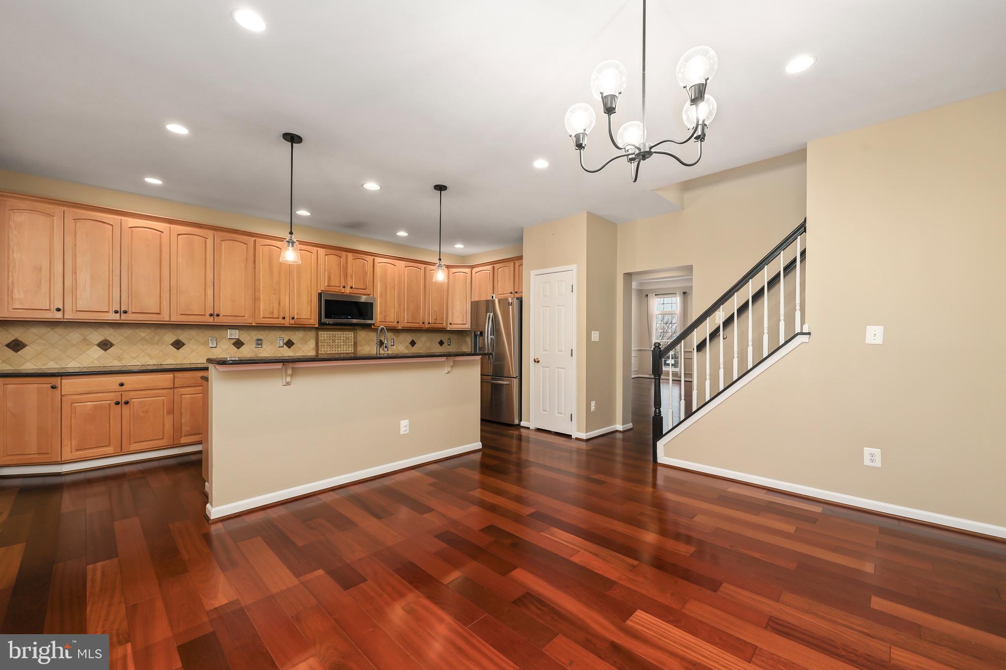 SOUTH RIDING - Residential