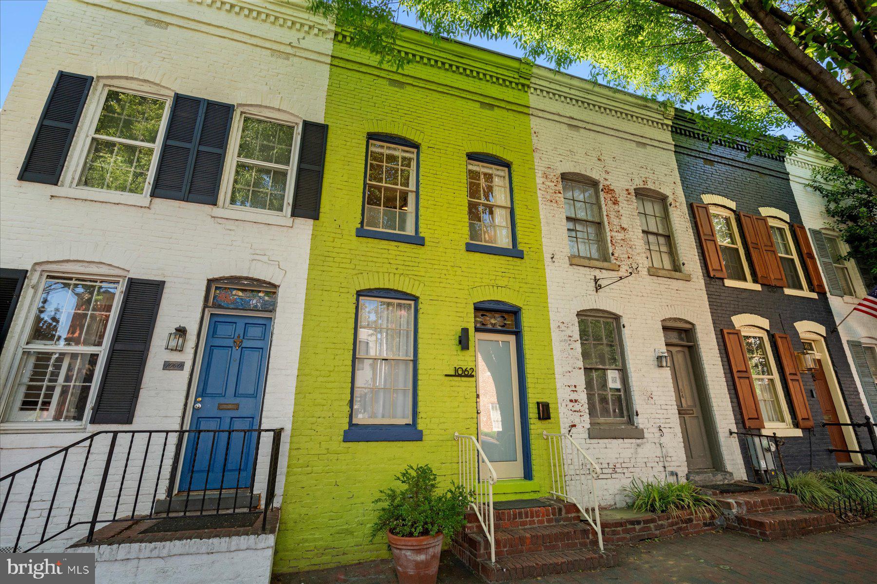 1062 THOMAS JEFFERSON STREET NW