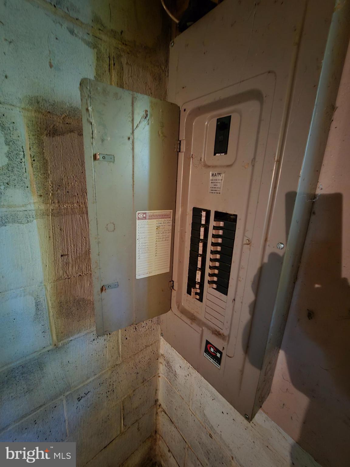 KNOBLEY HEIGHTS - Residential