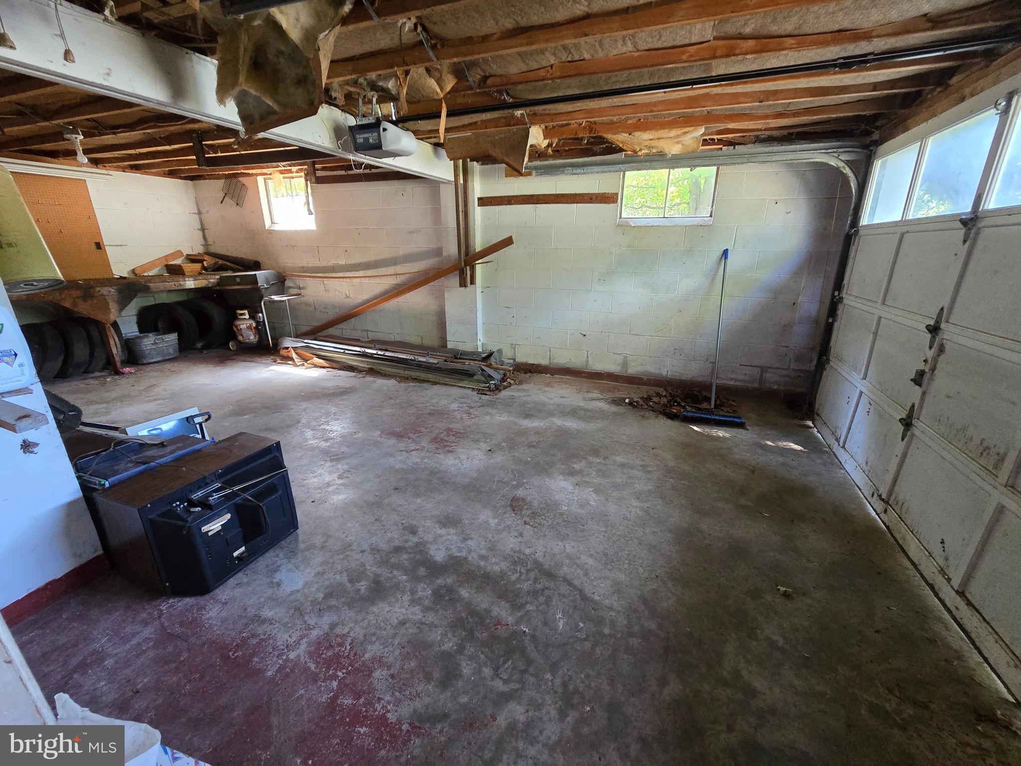 KNOBLEY HEIGHTS - Residential