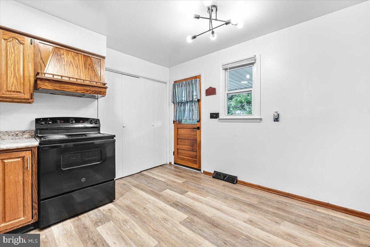 FERNDALE - Residential