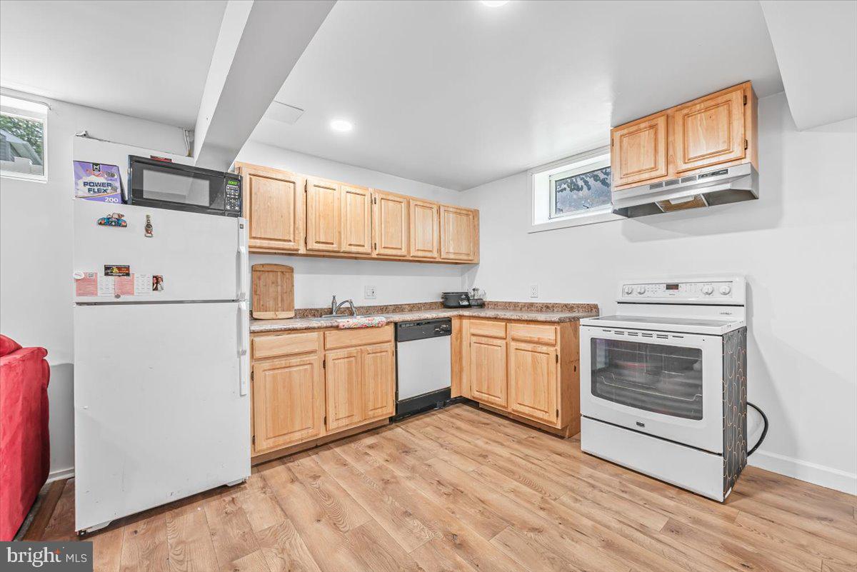 FERNDALE - Residential