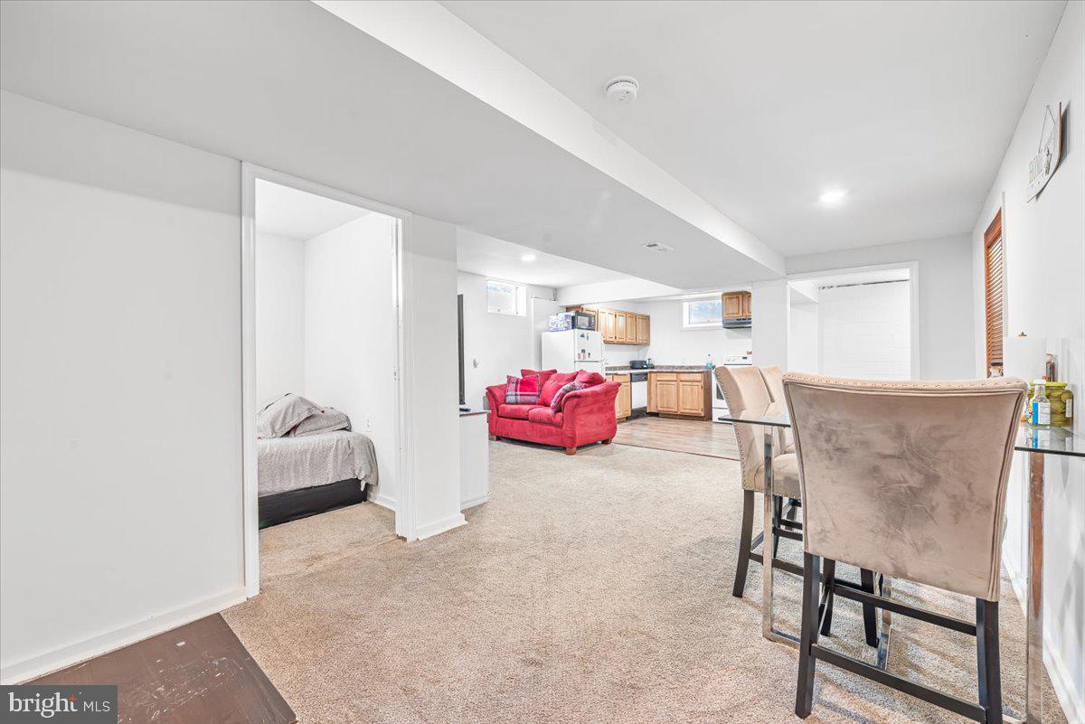 FERNDALE - Residential