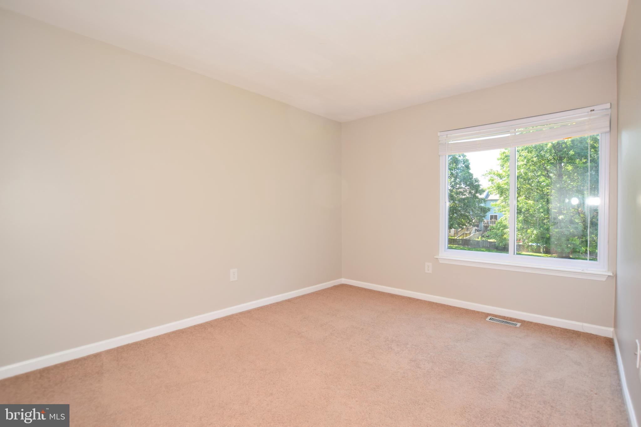 CONSTANT BRANCH - Residential