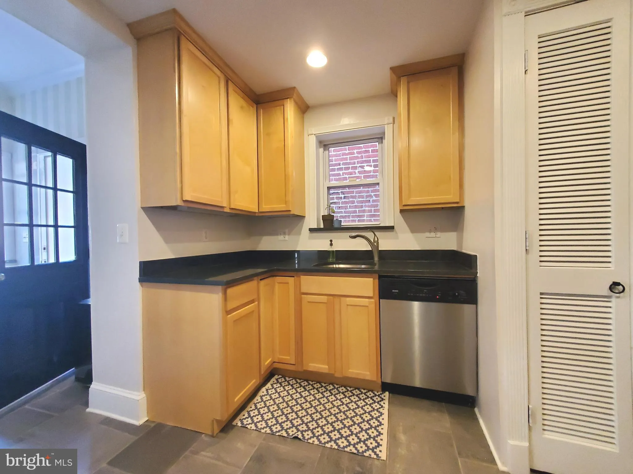 Washington, District Of Columbia 20002, United States, 3 Bedrooms Bedrooms, ,2 BathroomsBathrooms,Residential,Coming Soon,227722