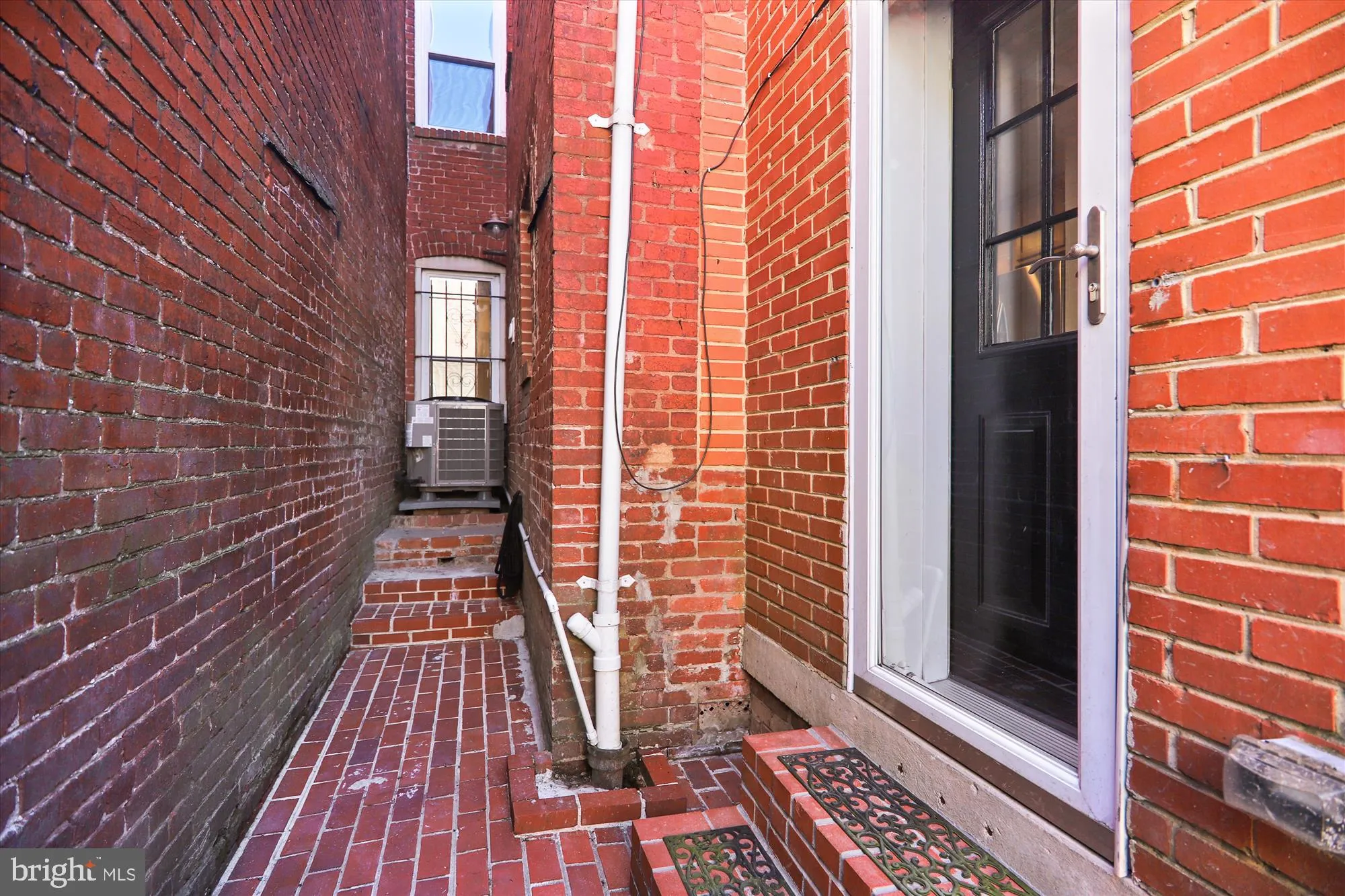 Washington, District Of Columbia 20002, United States, 3 Bedrooms Bedrooms, ,2 BathroomsBathrooms,Residential,Coming Soon,227722