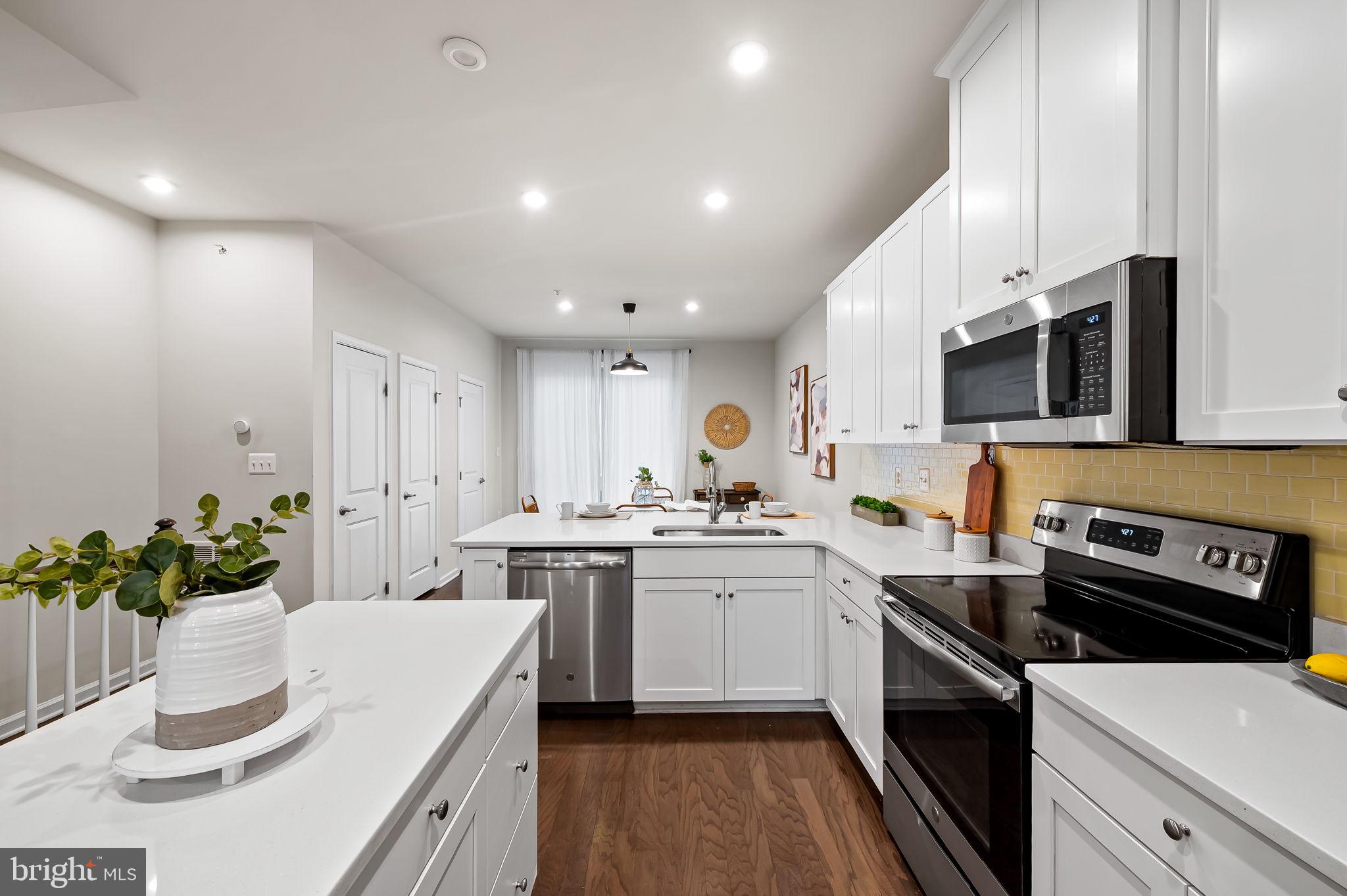 OLDHAM CROSSING - Residential