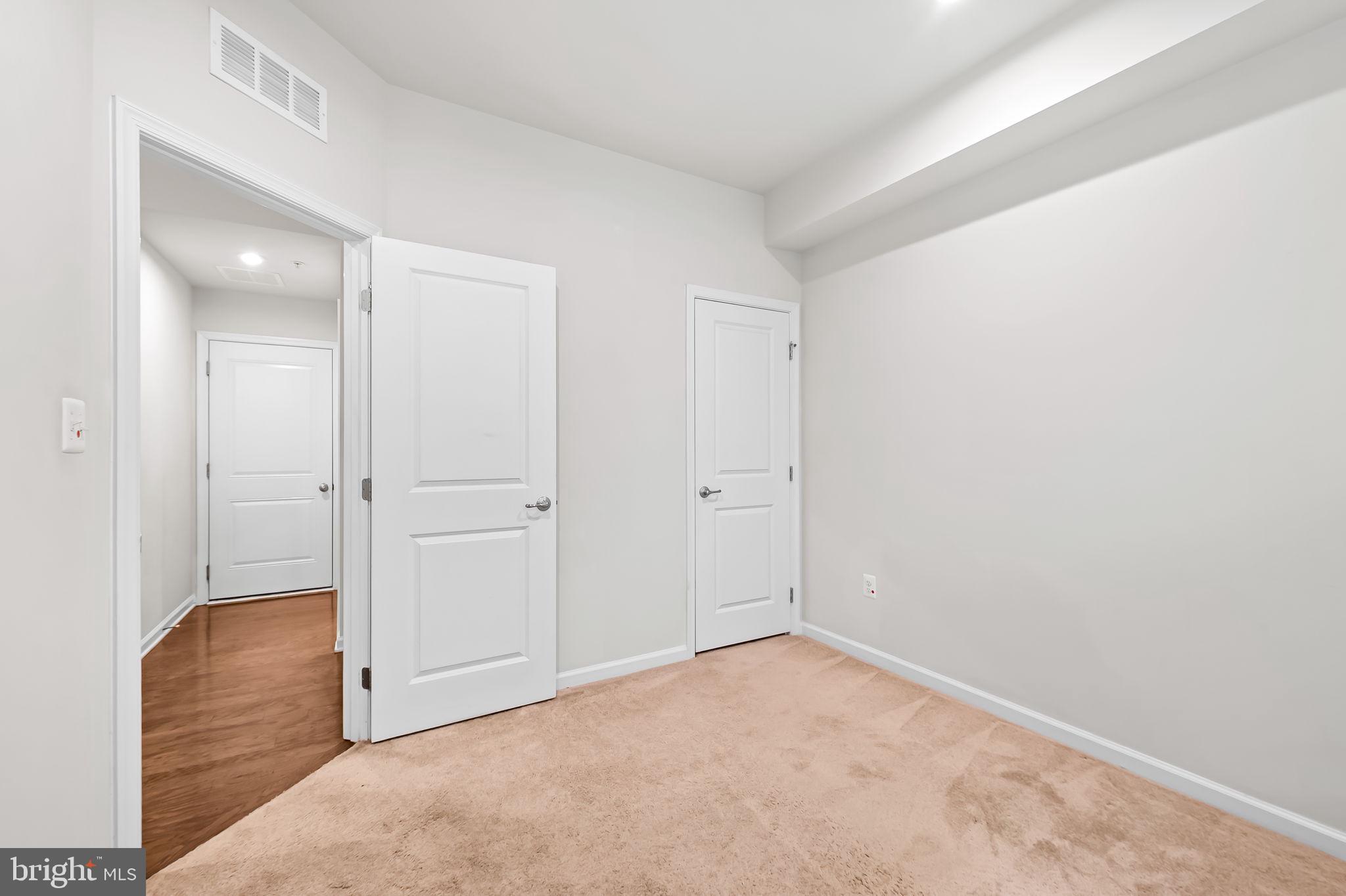 OLDHAM CROSSING - Residential