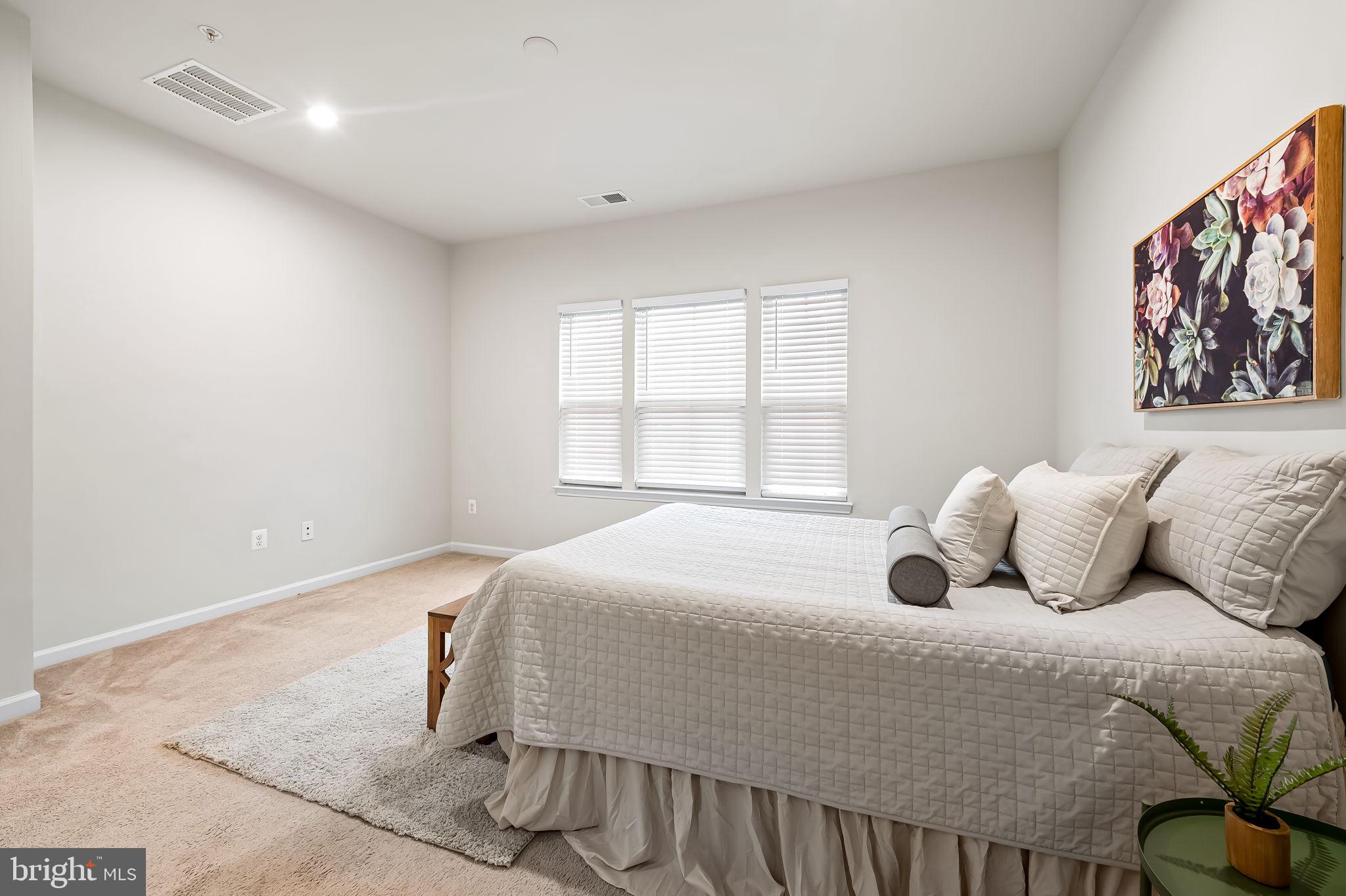 OLDHAM CROSSING - Residential