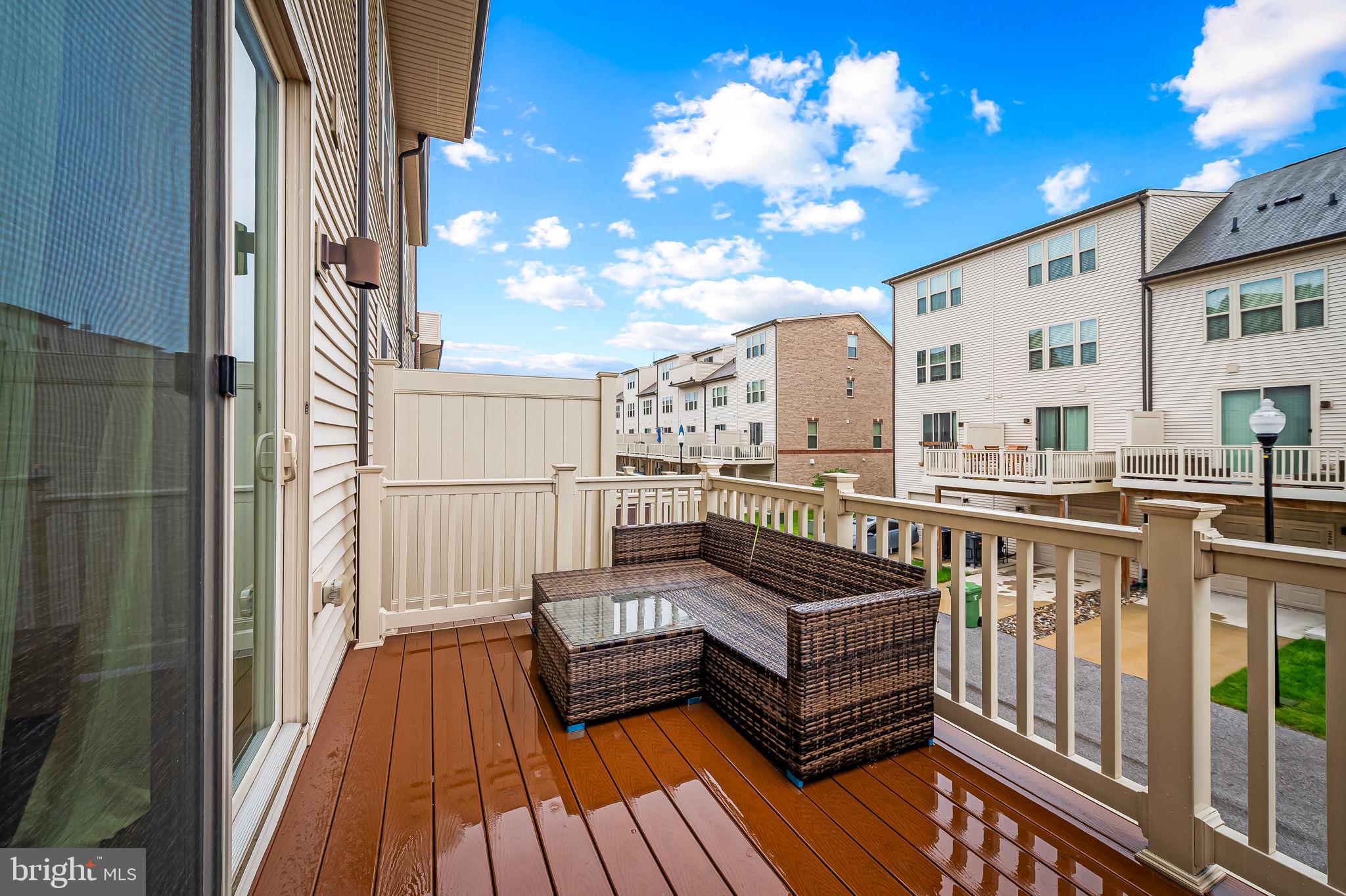 OLDHAM CROSSING - Residential