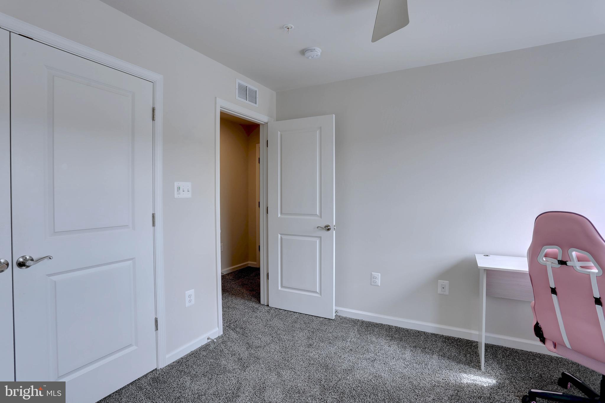 GLENN DALE COMMONS - Residential