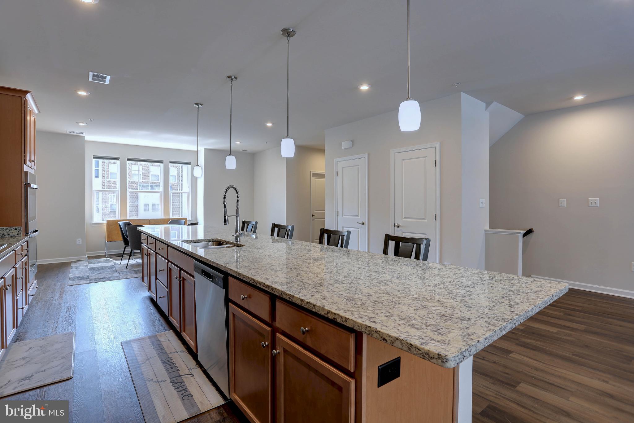 GLENN DALE COMMONS - Residential