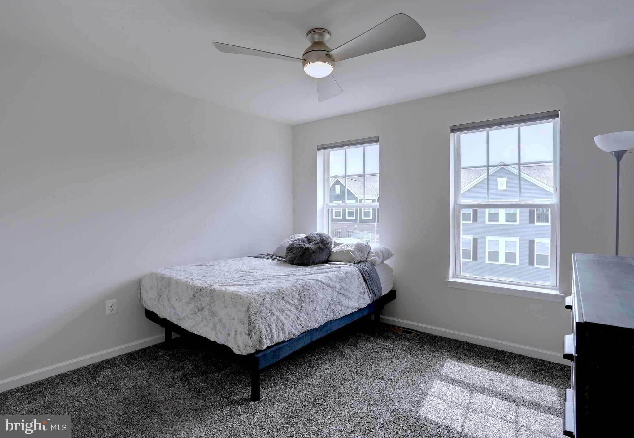 GLENN DALE COMMONS - Residential