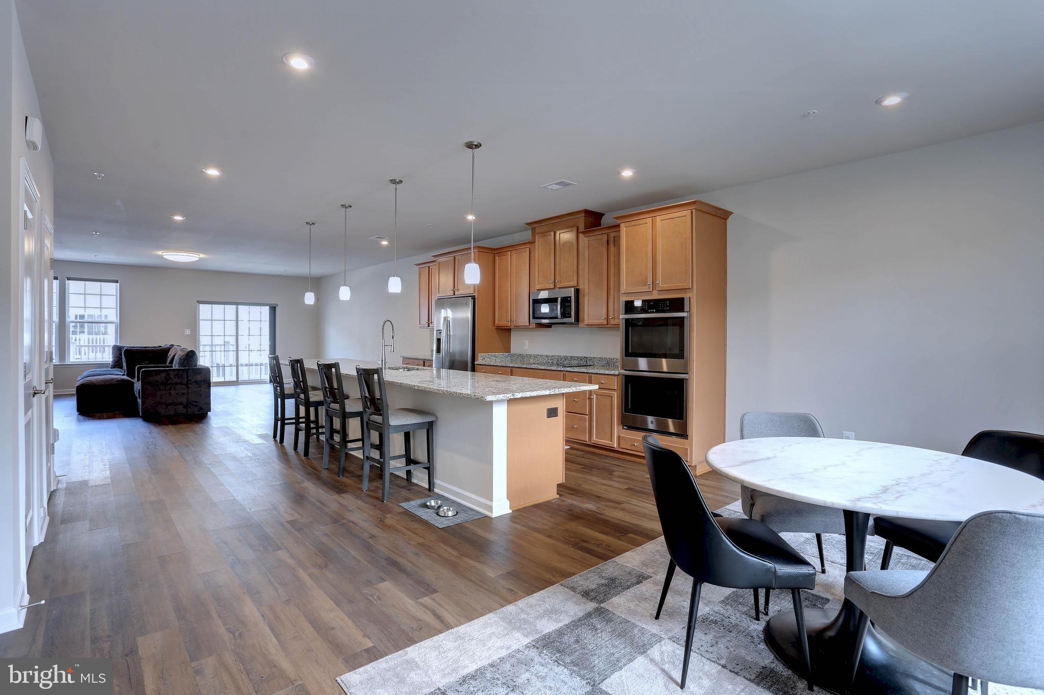 GLENN DALE COMMONS - Residential