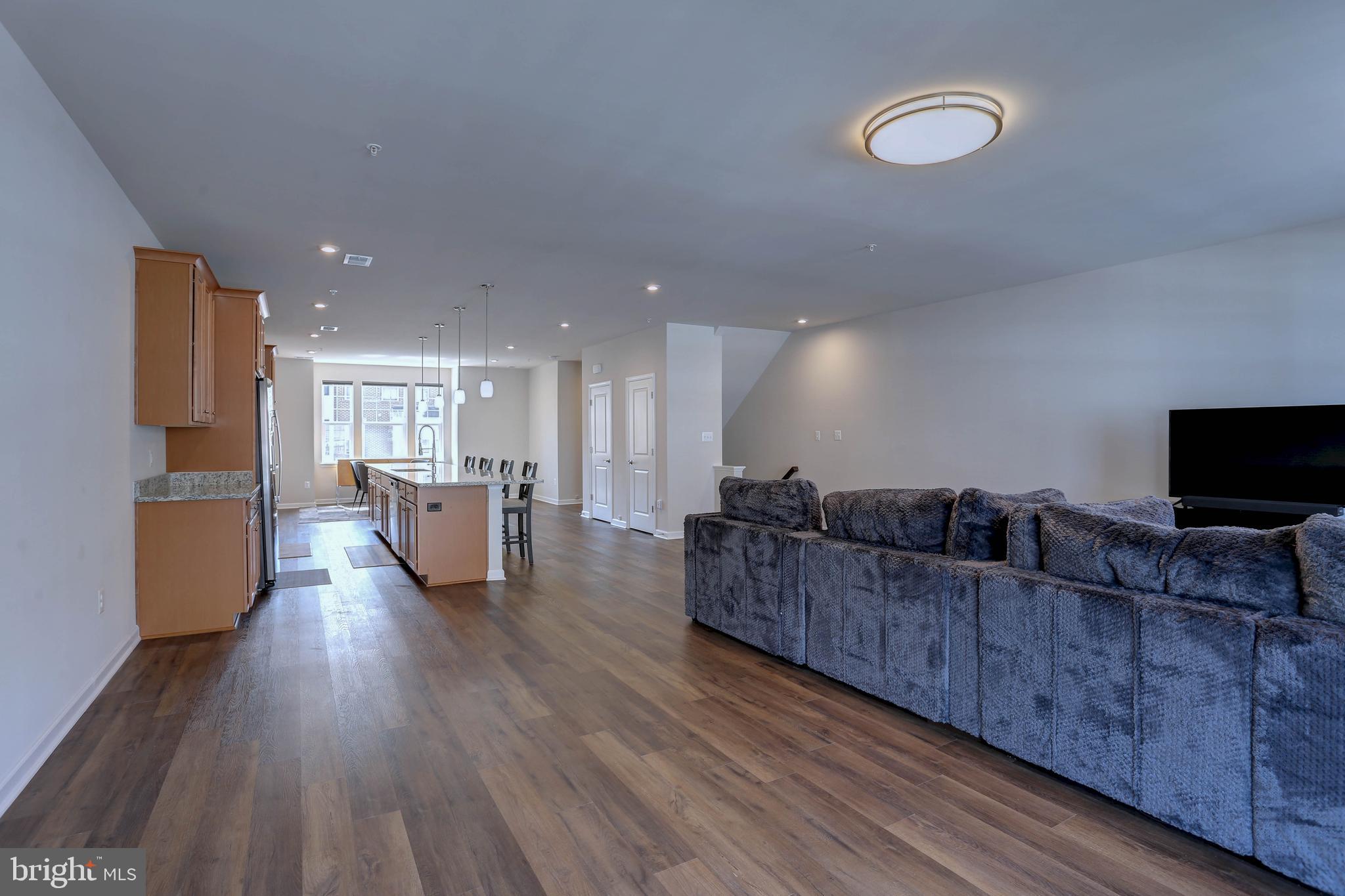 GLENN DALE COMMONS - Residential