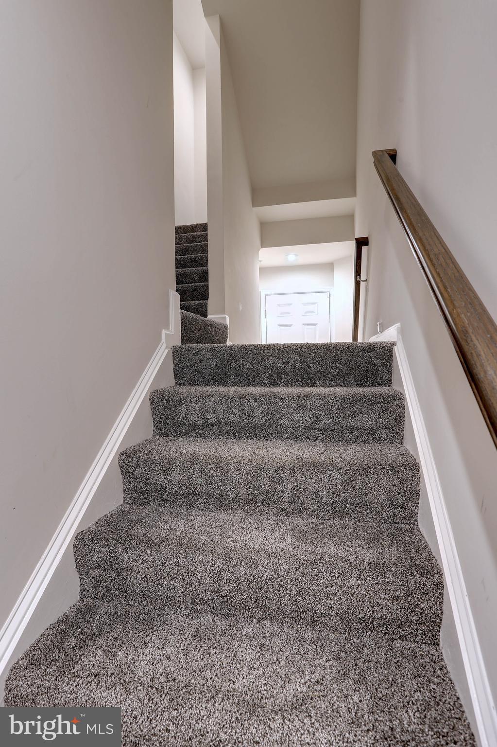 GLENN DALE COMMONS - Residential