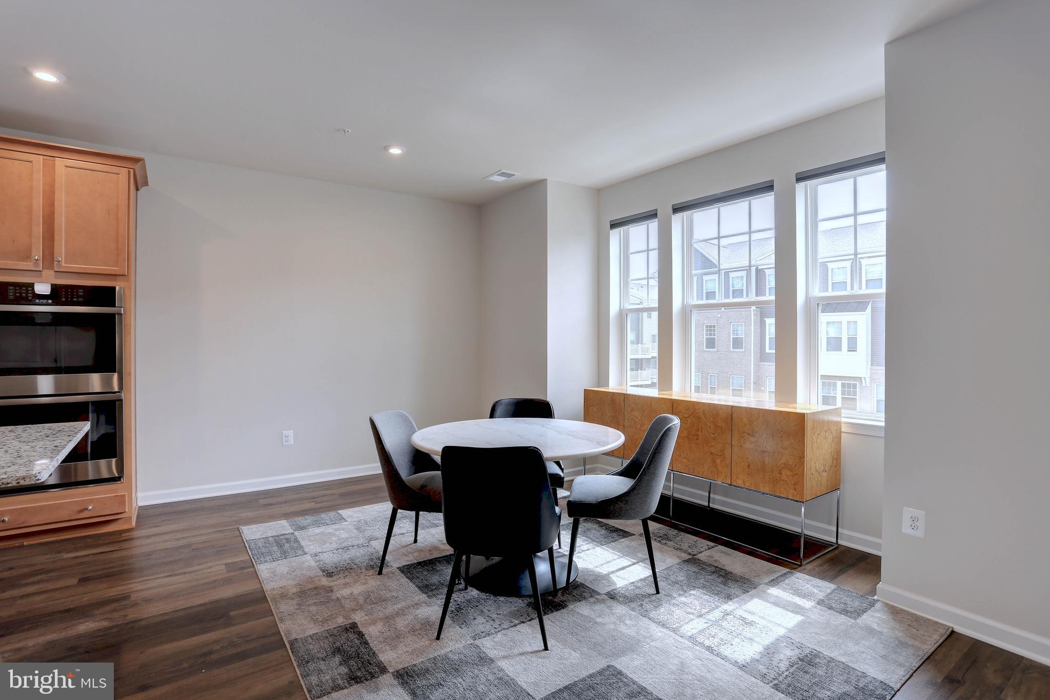 GLENN DALE COMMONS - Residential