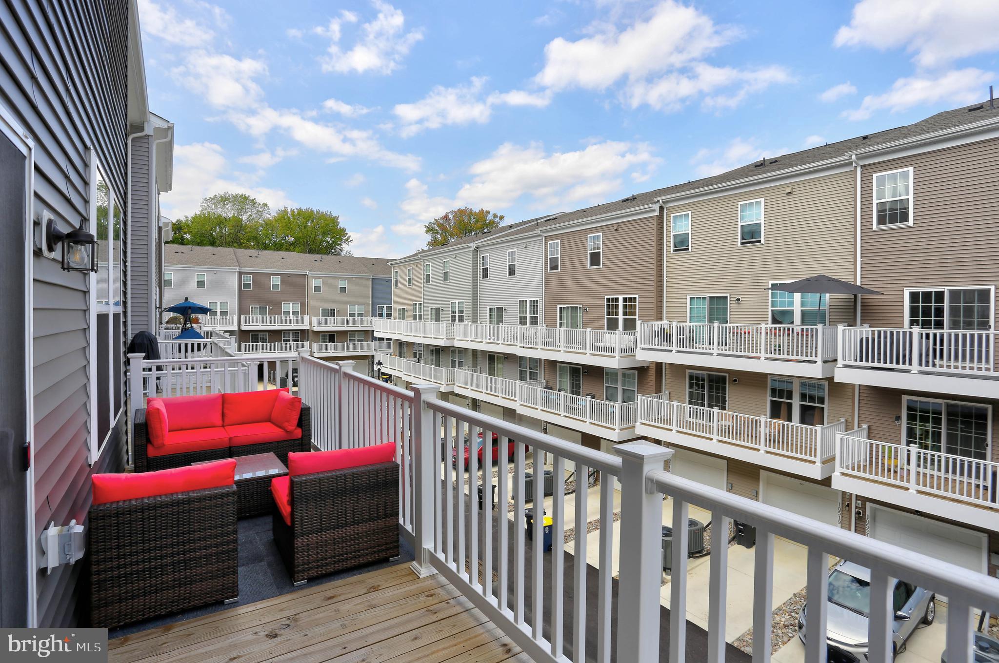 GLENN DALE COMMONS - Residential