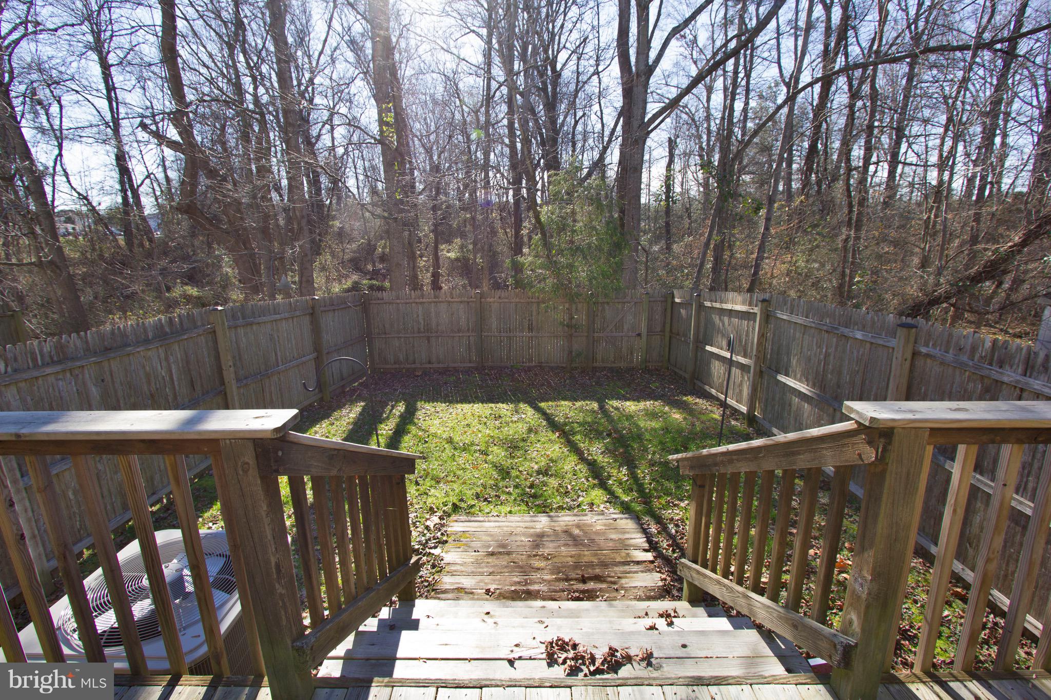 HUNTING QUARTERS - Residential