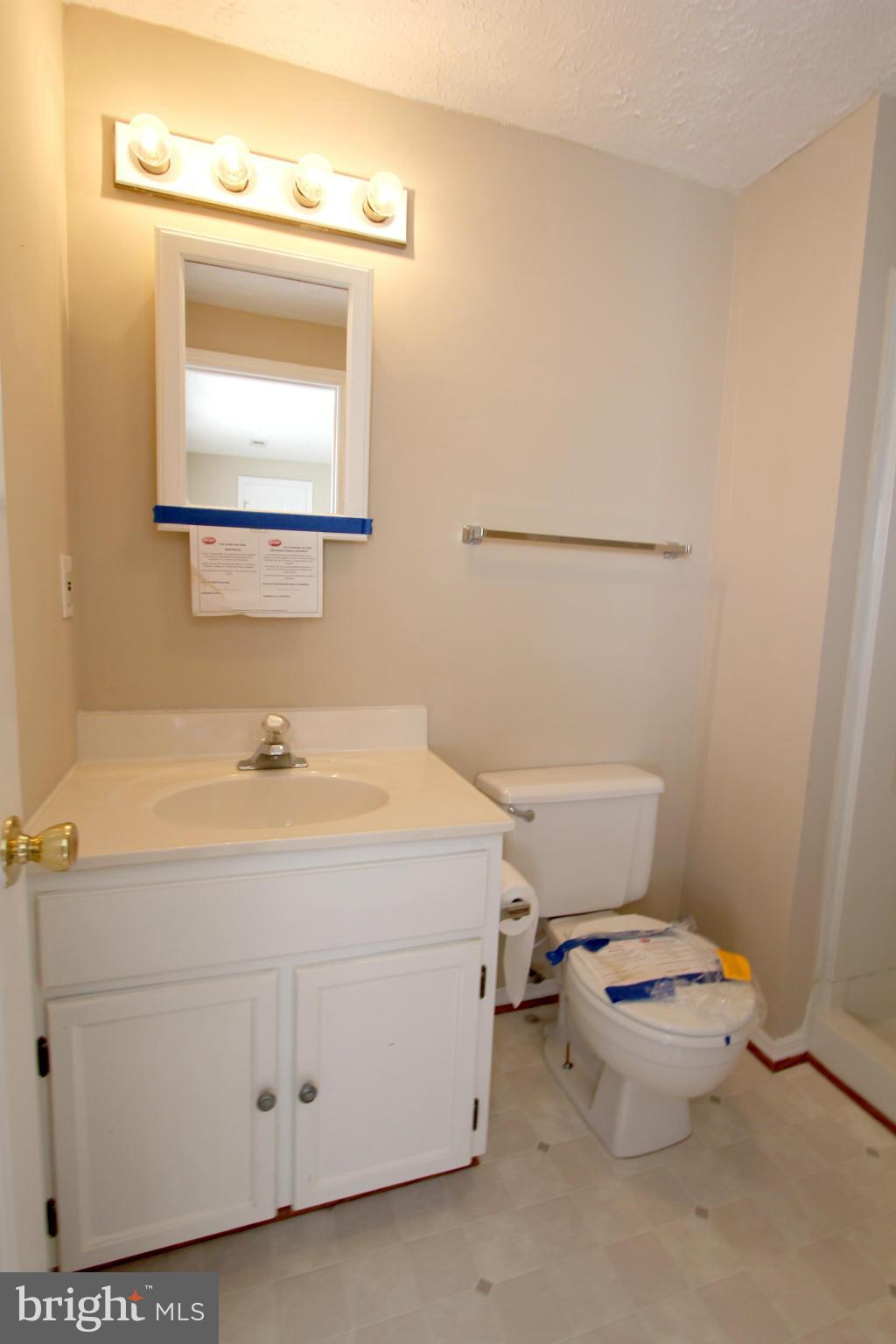 HUNTING QUARTERS - Residential