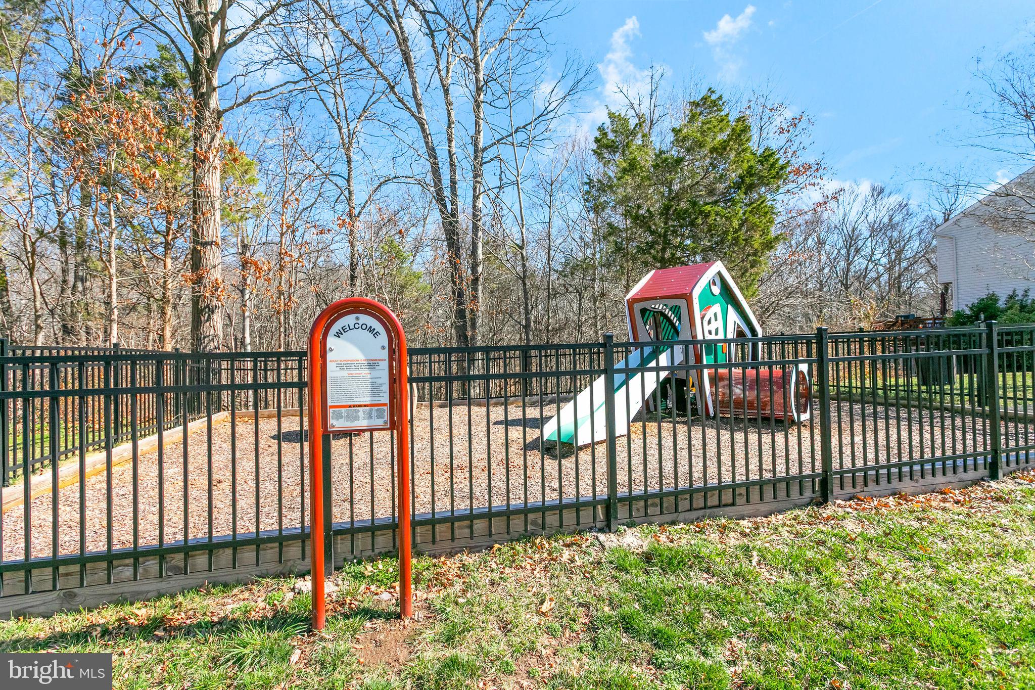 COMPTON VILLAGE - Residential