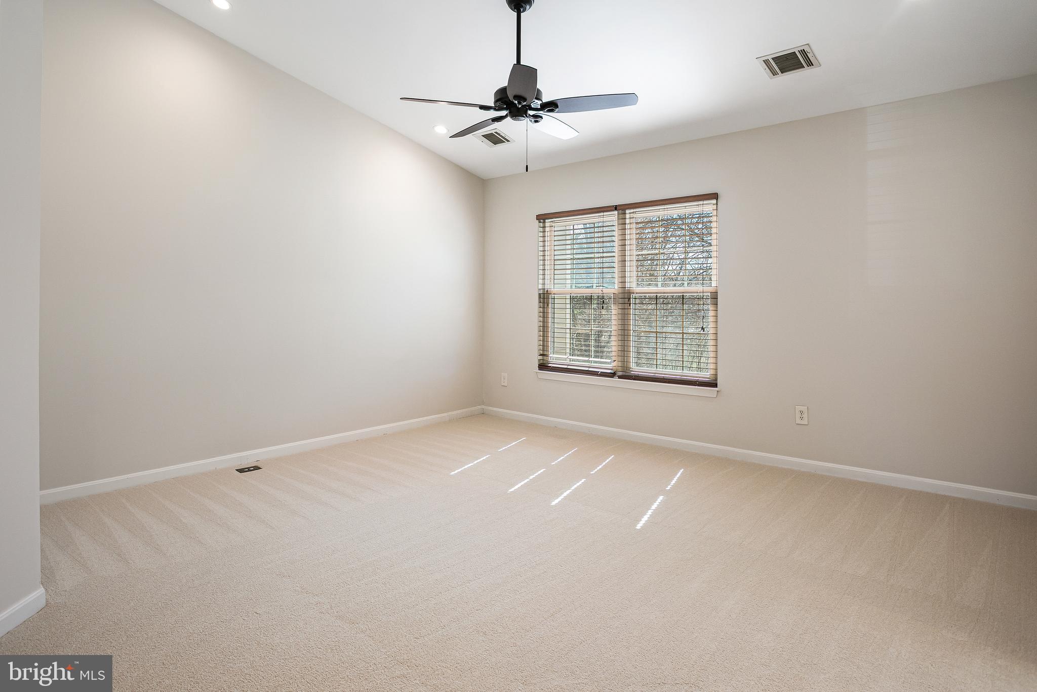 COMPTON VILLAGE - Residential