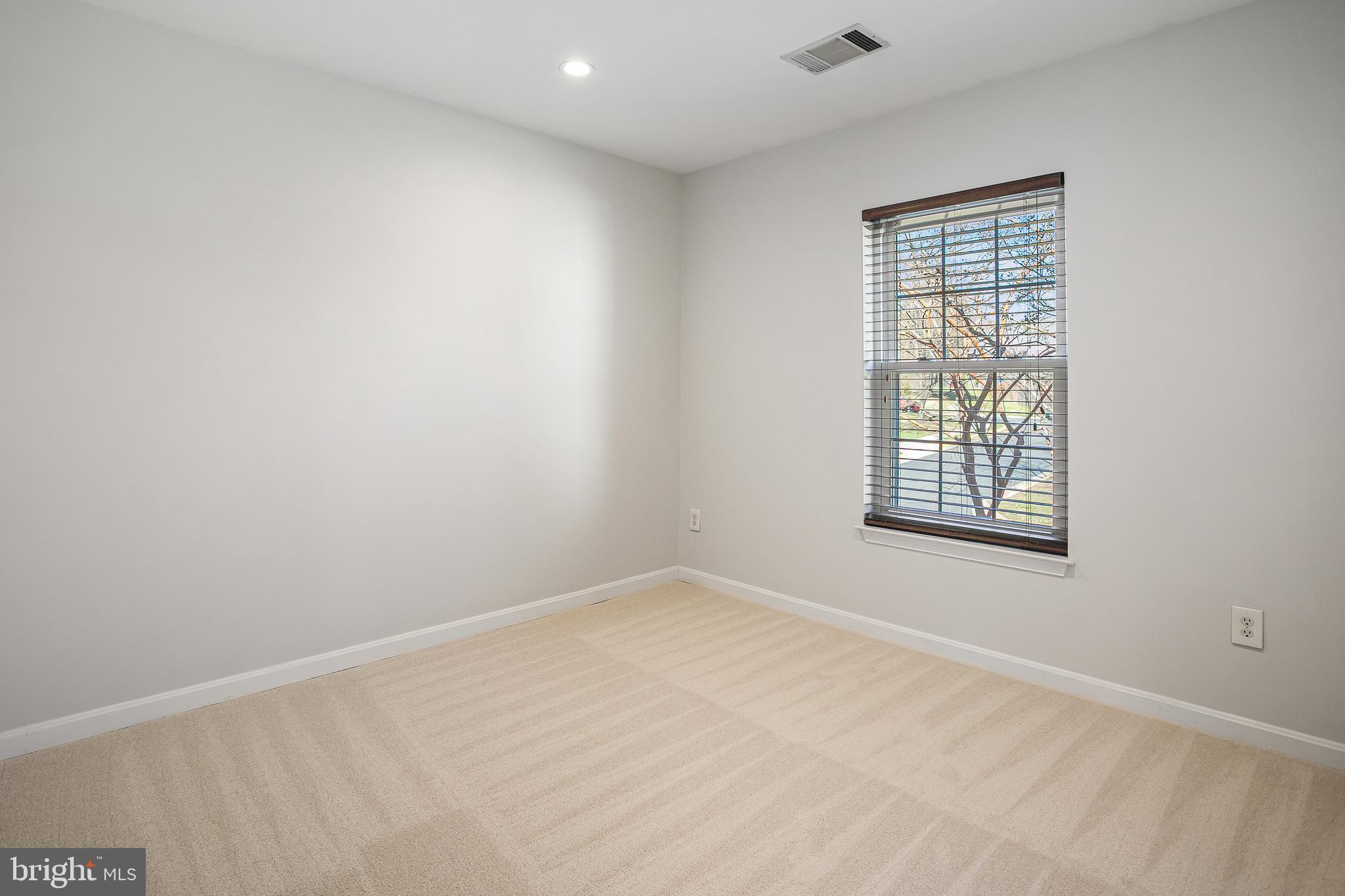 COMPTON VILLAGE - Residential