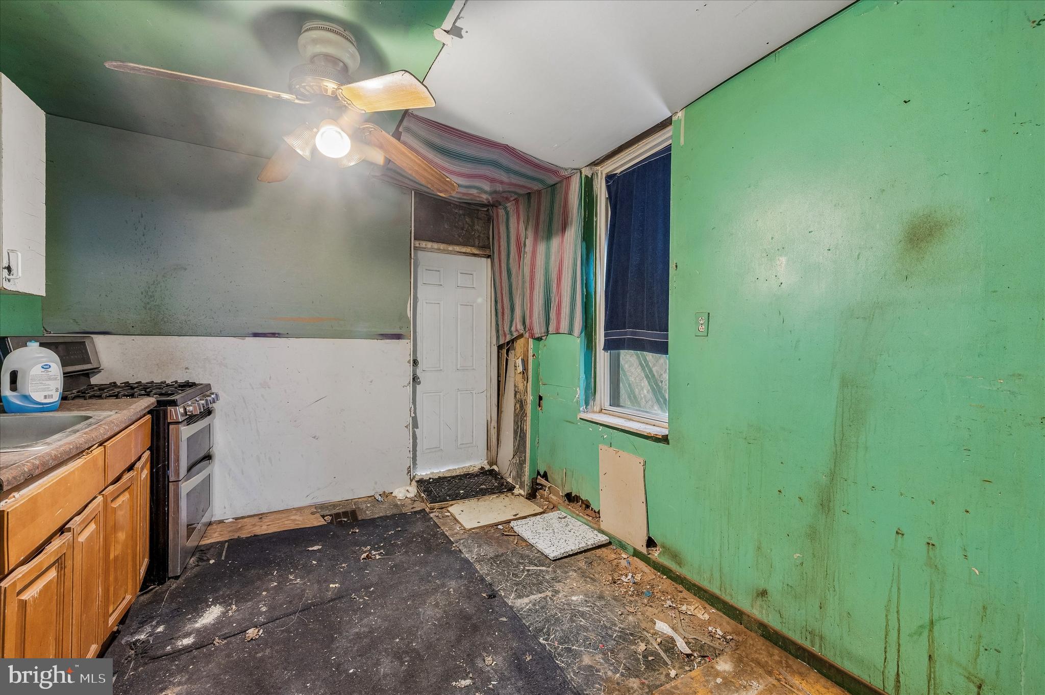 KENSINGTON - Residential