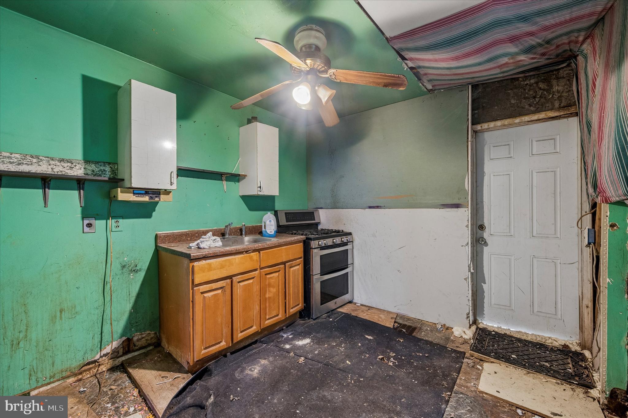 KENSINGTON - Residential