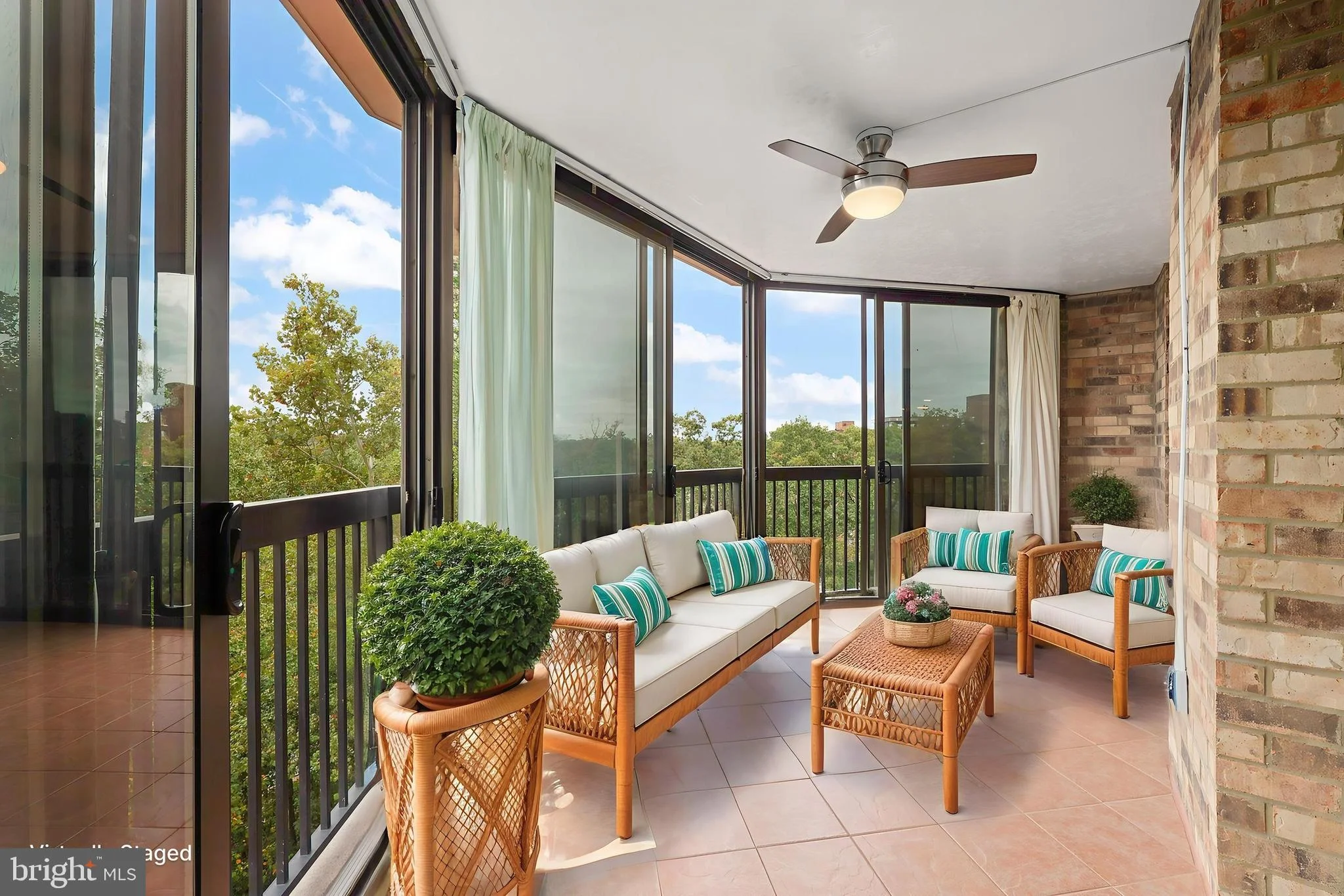5904 Mount Eagle Drive Unit 510