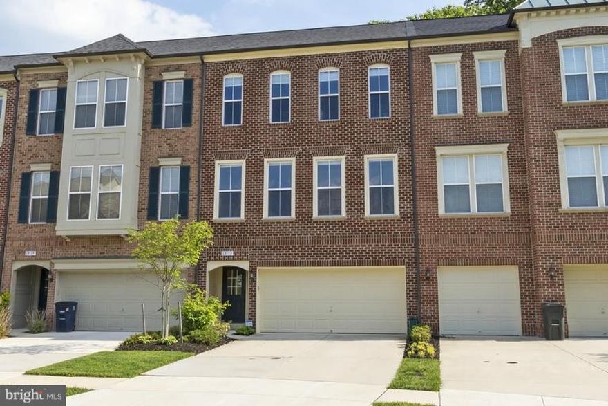 Do not miss this one! Sought after townhouse in the "Sanctuary" section of Fairwood!  Finely appointed 3br, 3.5ba featuring beautiful hardwood flr, gourmet kitchen w/an oversized island, granite counter tops and 42" cabinets with stainless steel appliances. Spacious master retreat w/WIC! Convenient to all of your living needs. Easy commuting to Baltimore, DC or Northern VA. Will sell fast!!!