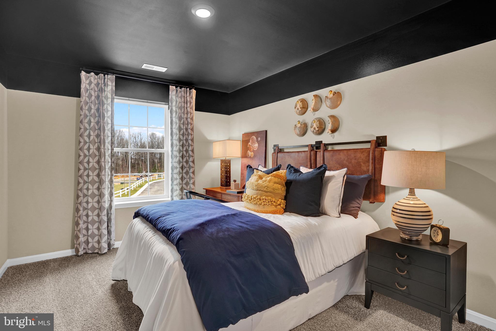 WEST WIND - Residential