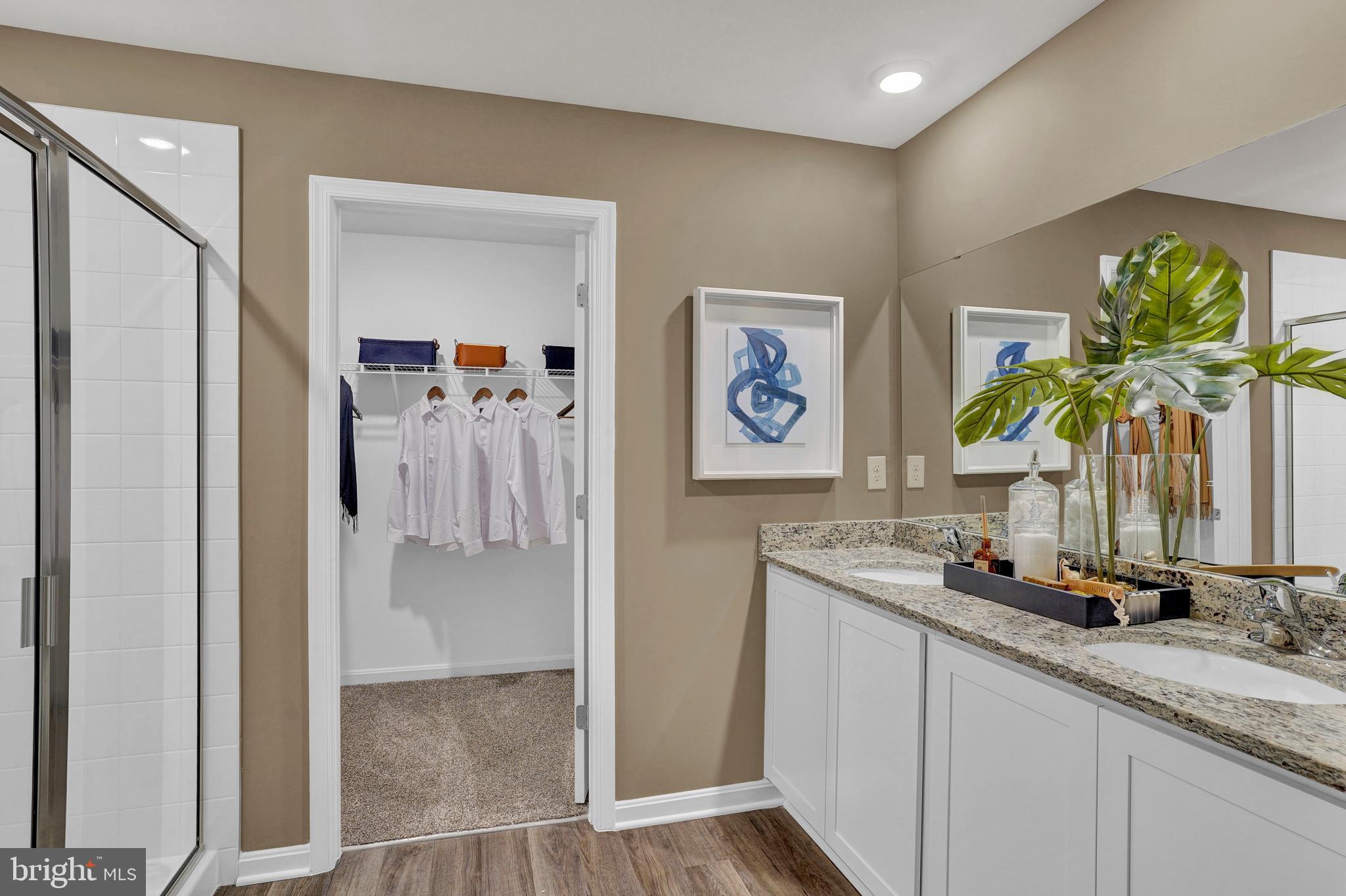 WEST WIND - Residential